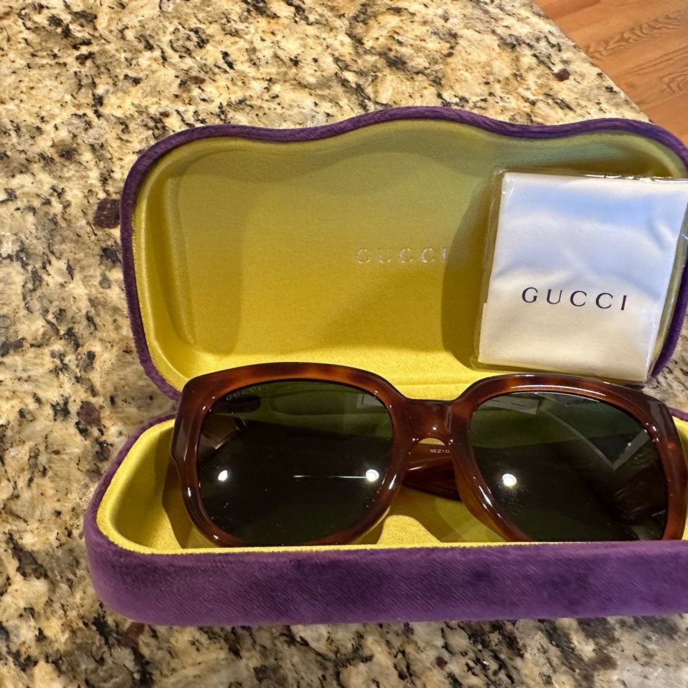 Gucci Brown Oversized Sunglasses